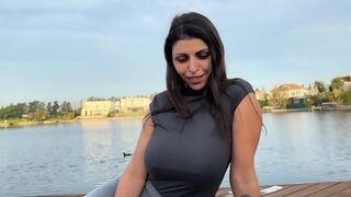 Каникулы с красивой милфой
