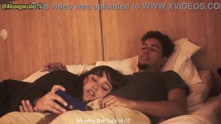 Просмотр фильма со сводной сестрой закончился членом во рту